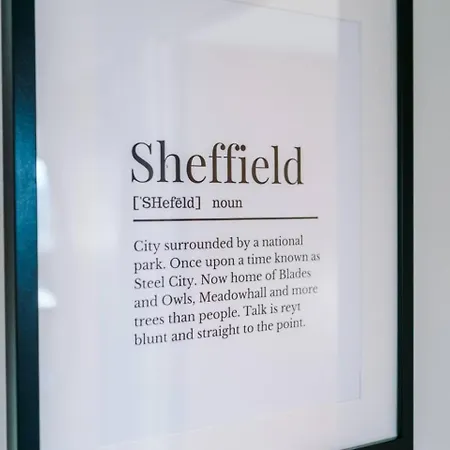 High-spec Penthouse Free Parking Space * Sheffield