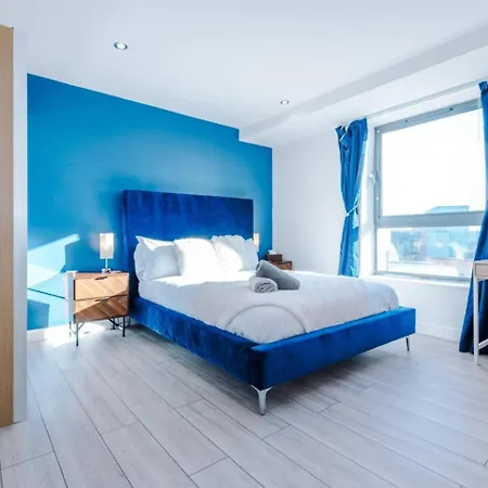 High-spec Penthouse Free Parking Space Apartment Sheffield