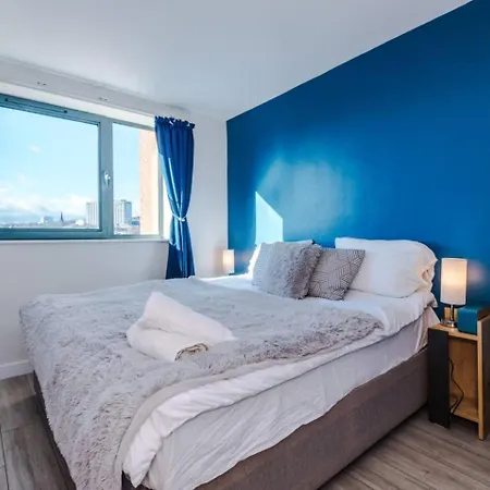 High-spec Penthouse Free Parking Space