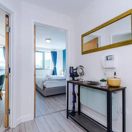 Apartment High-spec Penthouse Free Parking Space