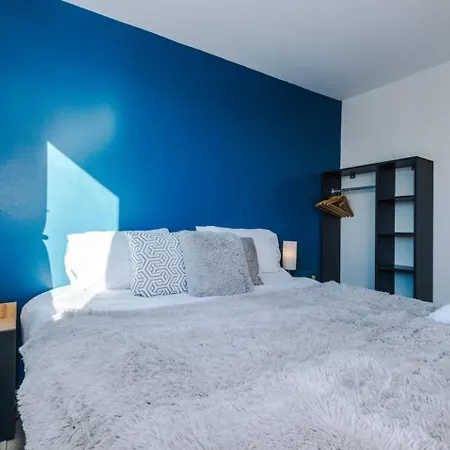 Apartment High-spec Penthouse Free Parking Space